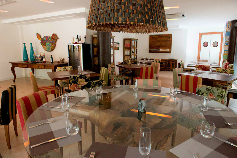 Iara Beach Hotel Boutique Salvador Buitenkant foto